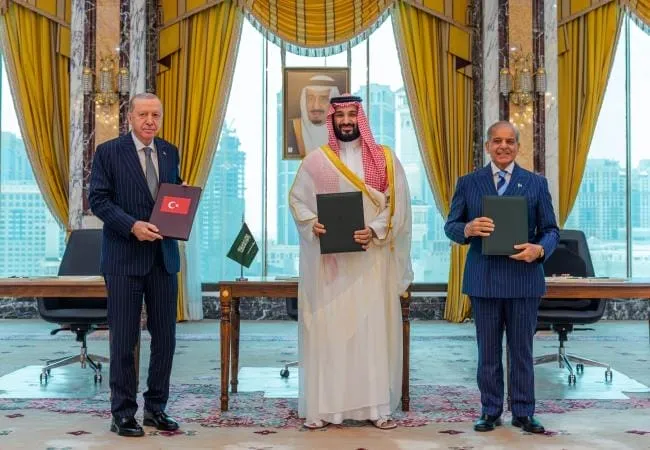 Arabie saoudite, Pakistan, Turquie signent un pacte de défense