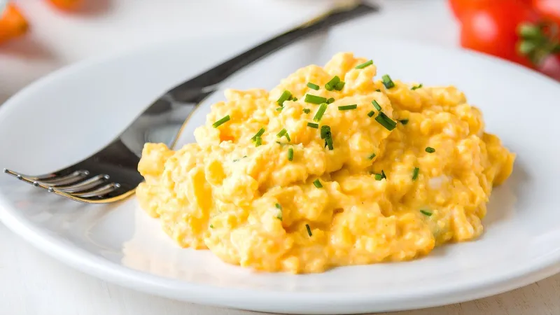 Scrambled Eggs Topping: Fresh Flavor Boost