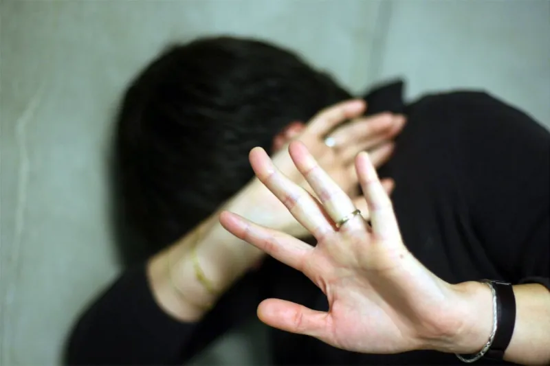 Un homme de Seraing condamné pour violences conjugales et viol