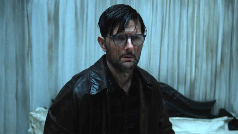 Star de Severance dans un film d'horreur