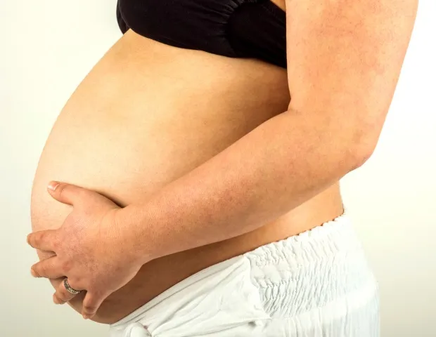 Nausées sévères en grossesse liées à des risques