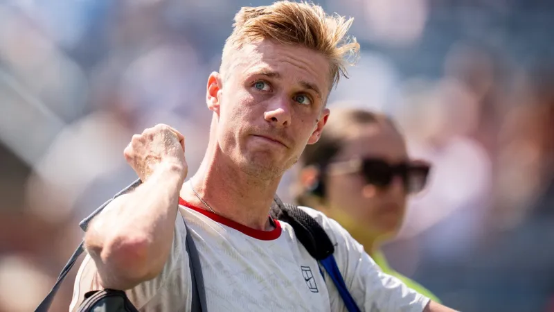 Shapovalov retires injured in NBO first round