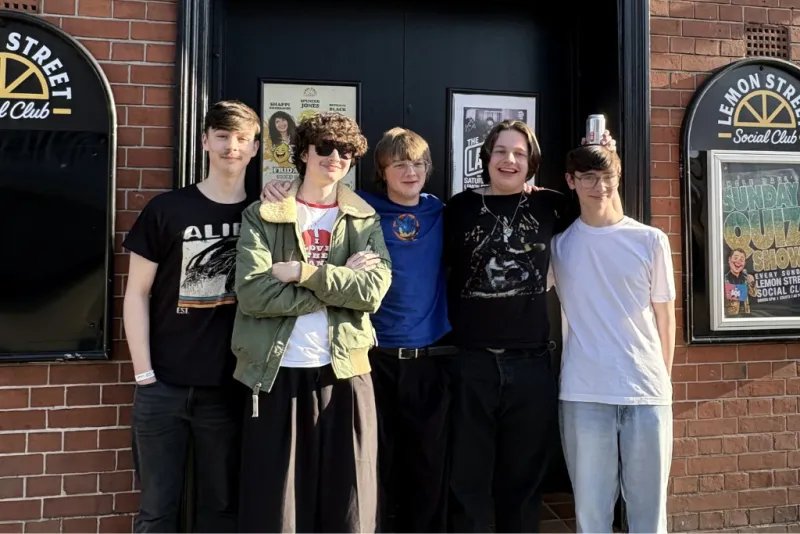 Shoehorn: Bury Teens Land Manchester Headline Show