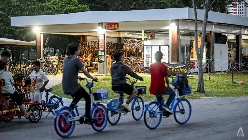 Les magasins de location de vélos à Singapour luttent face au boom du vélo-partage