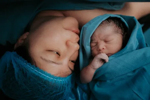 Singapore Youth Aware of Low Birth Rate, 40% Not Rushing to Marry