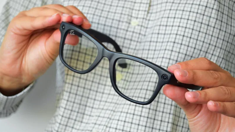 Smart glasses filming in Singapore: legal limits