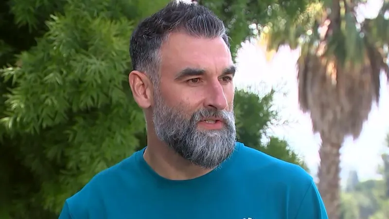 Socceroos assistant Jedinak defends defensive tactics