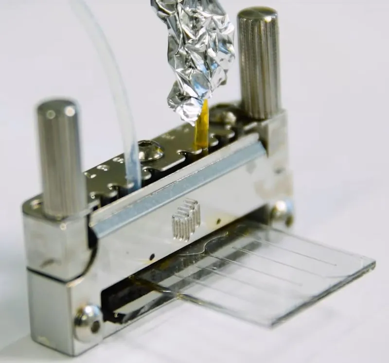 Batterie solaire stocke l'énergie pendant des semaines