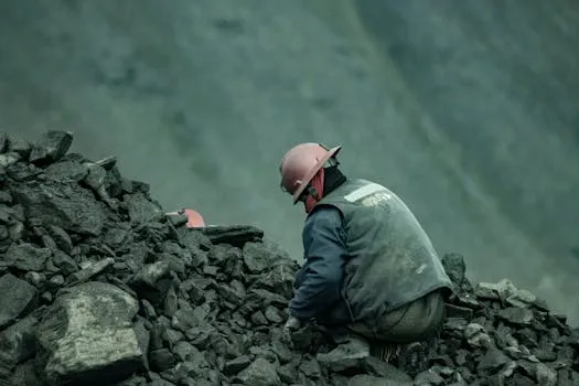 Soul Mining: When Crowd Wisdom Fails