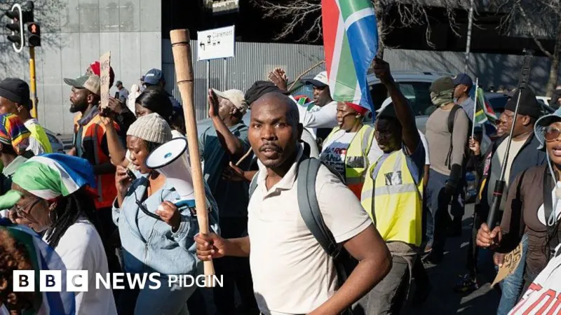 South Africa Police, Defence Ministers Meet on June 30 Protest