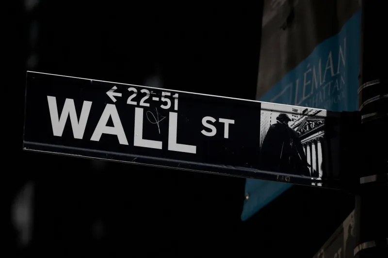 S&P 500 hits record high after weak July jobs report