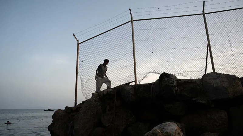 Spain PM faces migration crisis after Ceuta border surge