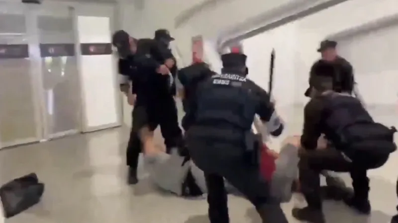 Spain Probes Police Clash with Gaza Flotilla Activists