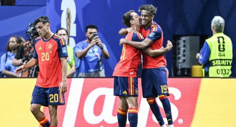 L'Espagne rugit avec les buts de Yamal et Oyarzabal