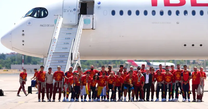 Spain's World Cup champions return to Madrid for royal welcome
