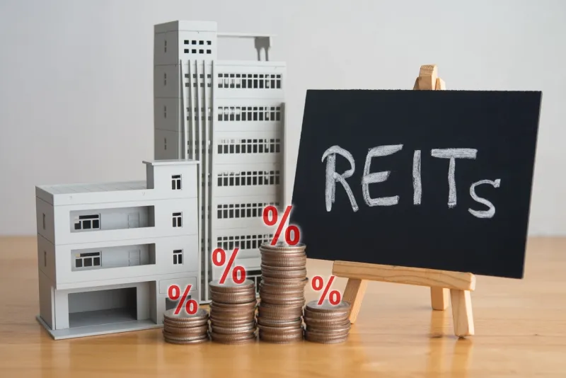 SRET REIT ETF: Higher Dividends, Steady Price Surge