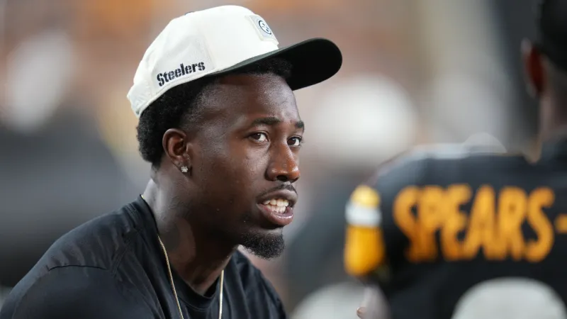 Steelers, Joey Porter Jr. at contract impasse