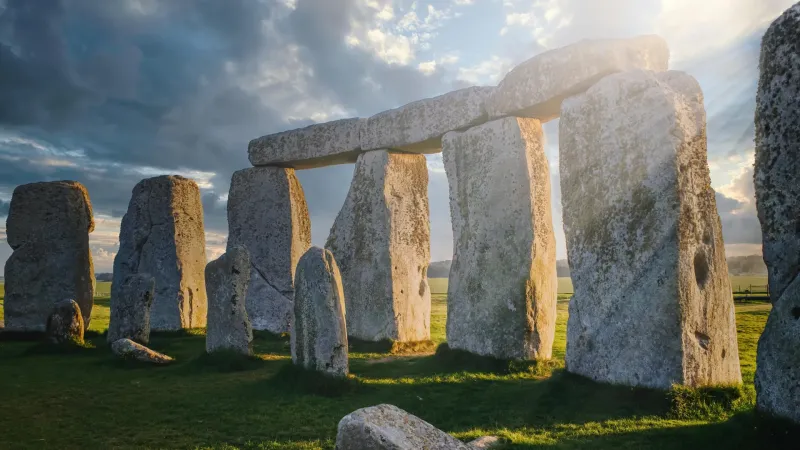 Stonehenge Altar Stone May Have Arrived by Glacier