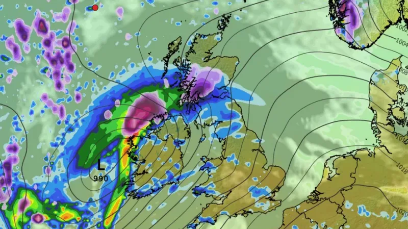 Storm Dave brings Easter travel disruption to Ireland
