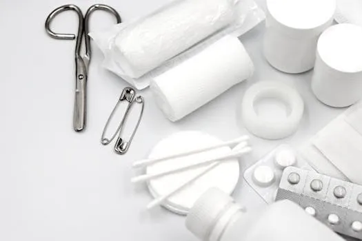 La Super Glue, de l'accident à la médecine