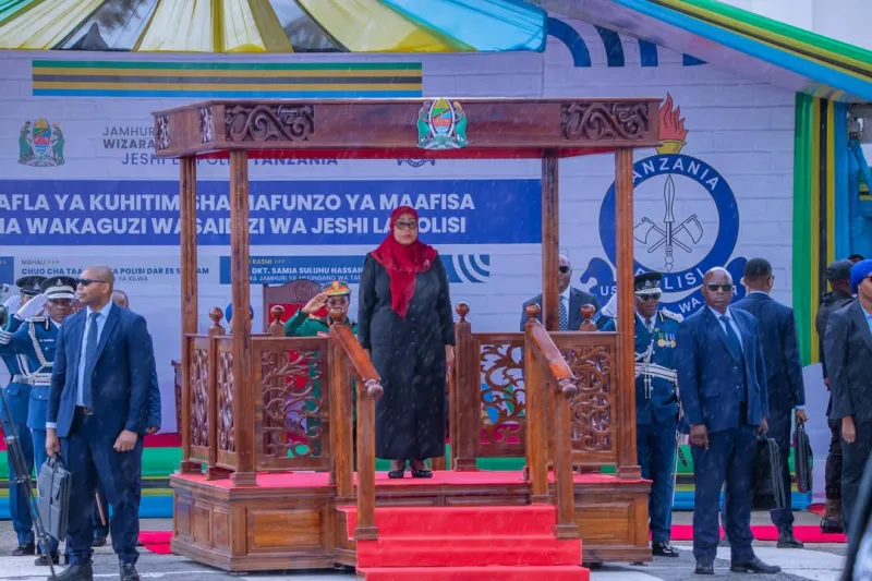 La présidente tanzanienne ordonne à la police de rétablir la confiance publique