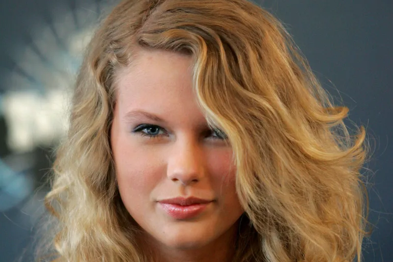 Taylor Swift Made Billboard Debut on July 1, 2006