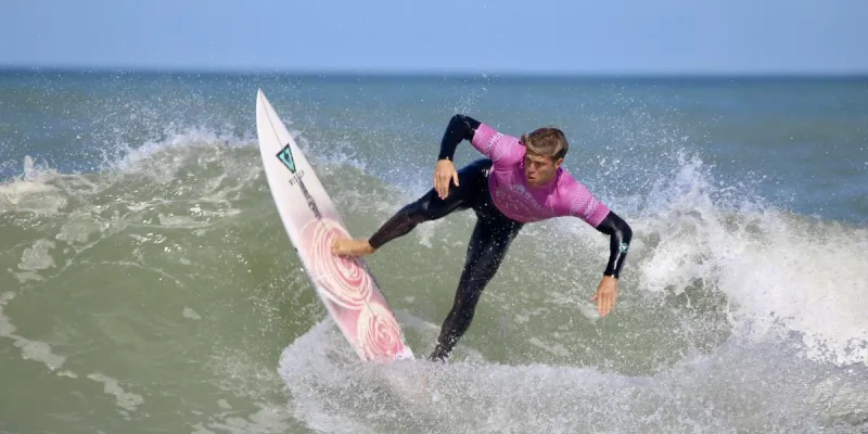 Teva Bouchgua: Carcans surfer eyes world elite