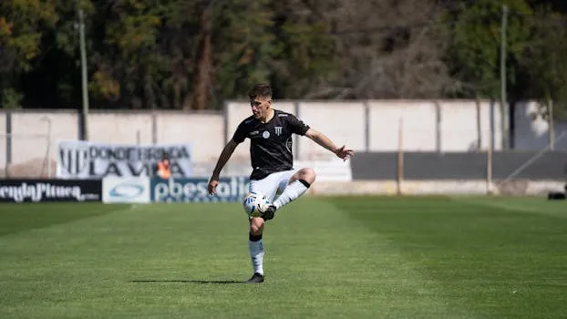 Le milieu de terrain israélien Gandelman devient la révélation de Lecce en Serie A