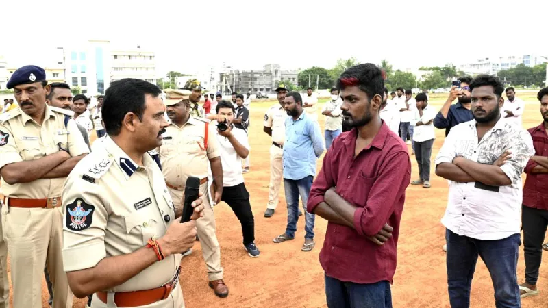 Tirupati police warn 450 habitual offenders to reform