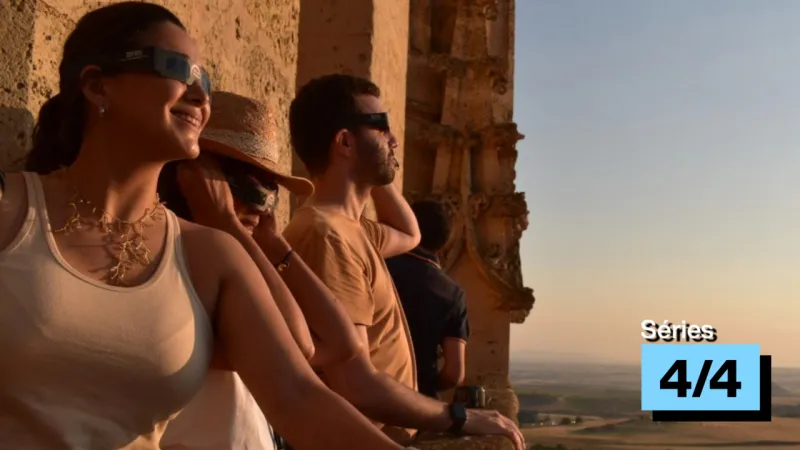 Total Solar Eclipse Plunges Segovia into Darkness