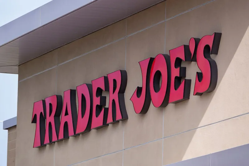 Trader Joe's Lime-Green Bag: A Viral Hit
