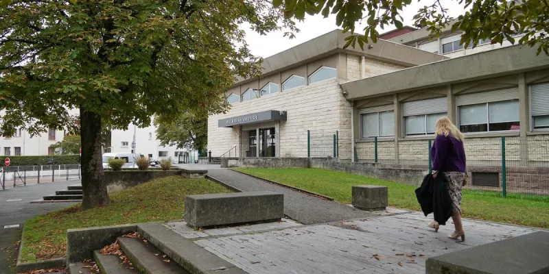 Trial of Nine Drug Traffickers Opens in Bayonne