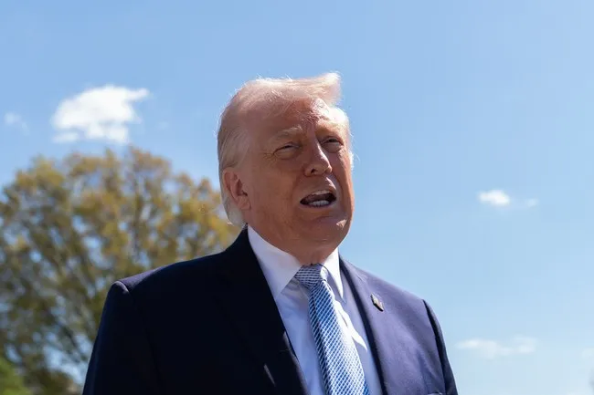 Trump: Gaza Ceasefire on 'Life Support'