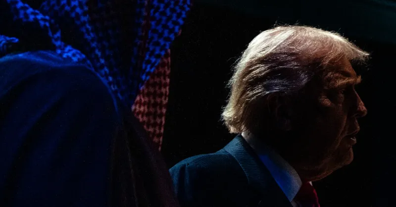 Trump Nuclear Saudi Deal: Family, Supporters May Benefit