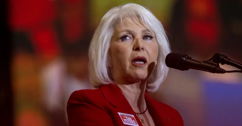 Trump Urged Colorado Gov to Free Tina Peters