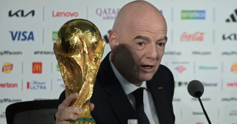 Trump Warns FIFA Against Replacing Infantino