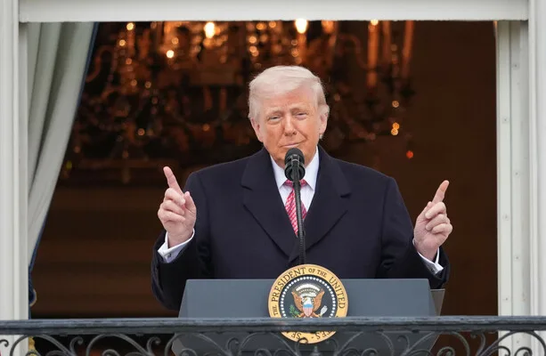 Trump's 2026 Policy Faces Criticism Amid Polling Decline