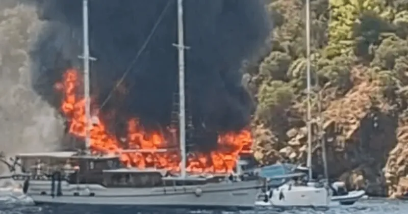 Incendie de bateau en Turquie : plus de 100 évacués à Fethiye