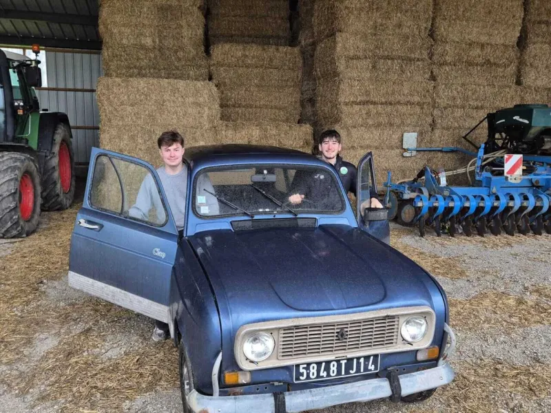 Two 19-Year-Olds Plan 4L Adventure Along Seine Banks