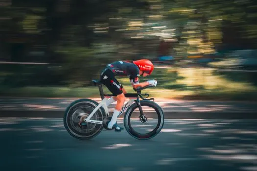 UAE explains Narváez's Giro crash and withdrawal