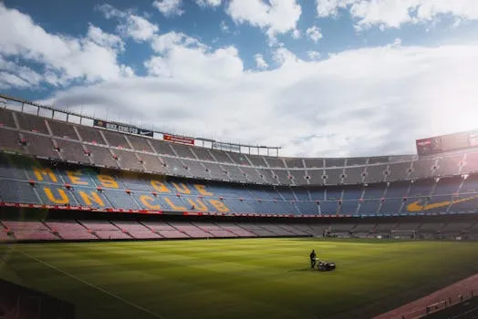 L'UEFA tranchera en septembre entre le Camp Nou et Wembley