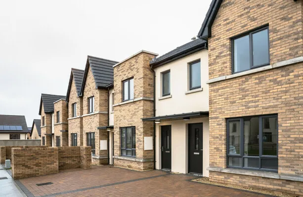 UK Rent Hits Record High Amid Reforms