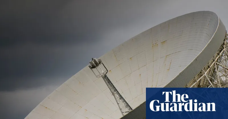 UK urged to save Jodrell Bank after funding cut