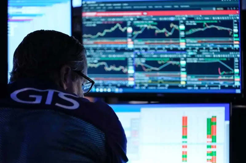 US stocks hit records as Palantir profits surge, oil eases