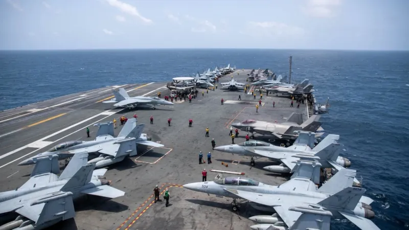 USS Washington Replaces Lincoln in Middle East