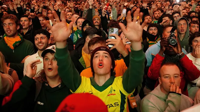 Le Premier ministre victorien annule l'interdiction de la Coupe du monde à Fed Square