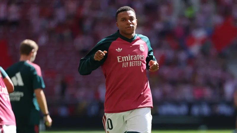 Vinicius, Mbappé booed before Madrid derby