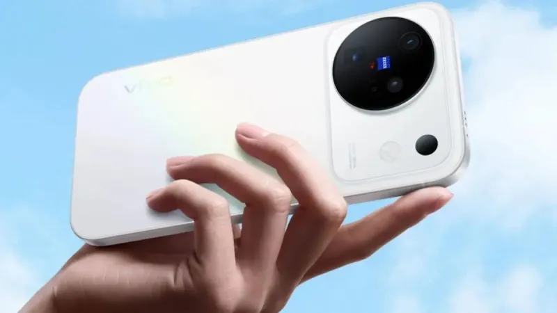 Vivo X500 Launches With 7,500mAh Battery and 144Hz Display
