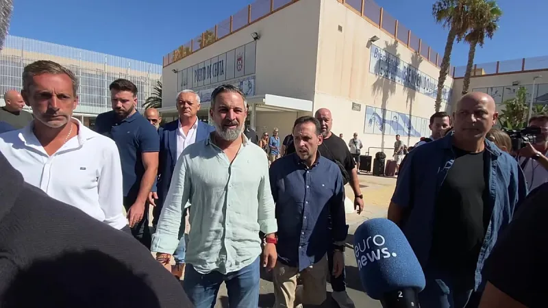 Le chef de Vox à Ceuta, réclame une frontière militarisée