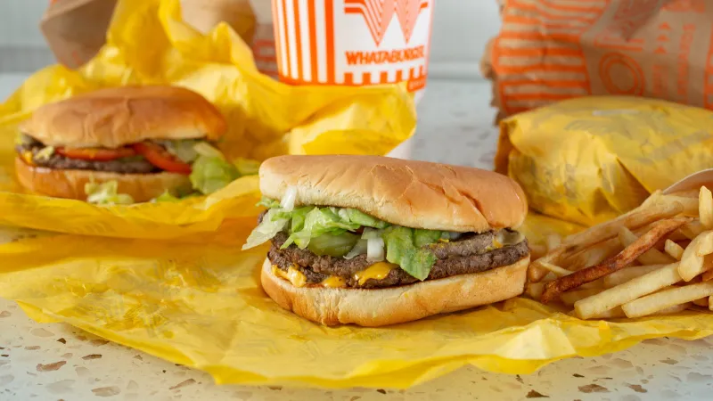 Whataburger vs Shake Shack Beef: Key Differences